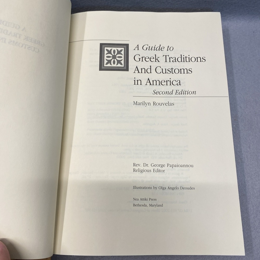 Guide to Greek Traditions and Customs‎ in America by Mariliyn Rouvelas - Picture 4 of 6